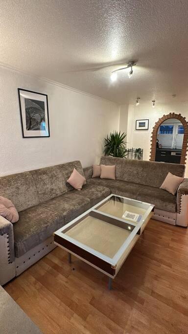 Top 3 Zimmer Appartment Bei Der Schalke Arena, Sport Und Natur Naehe Dortmund Essen Duesseldorf Oberhausen Gelsenkirchen Exteriér fotografie